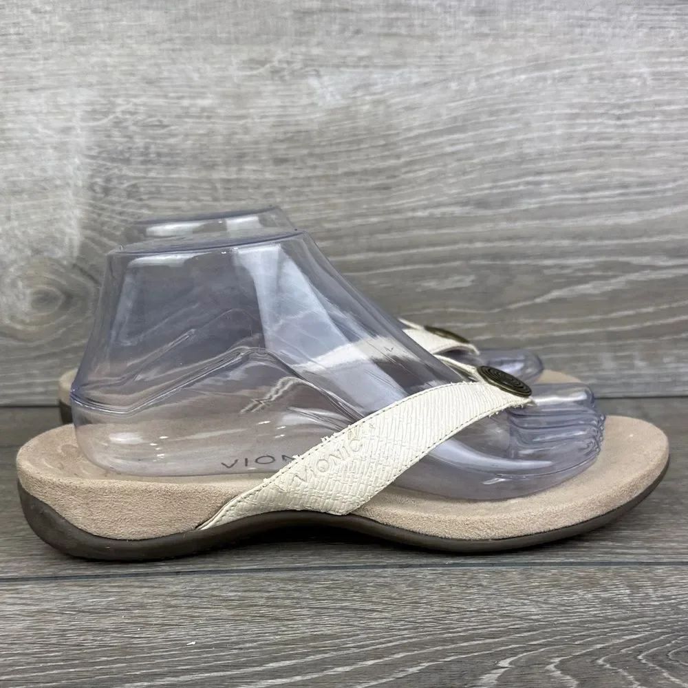 Vionic Hilda Woven Women’s Sz 8.5 Cream Slip On Thong Sandal Gold Medallion